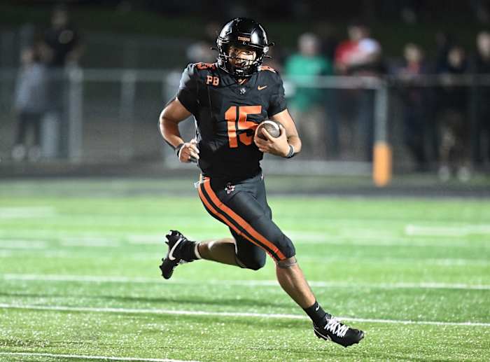 Massillon quarterback DaOne Owens takes off for a run against Valdosta (Georgia) on August 18, 2023. (Photo: Jeff Harwell)